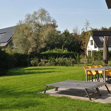 Holiday Home On Texel With Garden Westermient Exterior photo